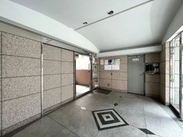 Garden Home Sanno Hills - Exterior - ["Floor", "Composite material", "Ceiling"]