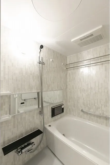 The Grand Blossom - Interior - ["Bathtub", "Property", "Plumbing fixture"]