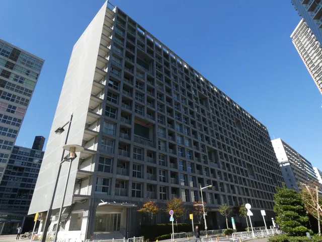Shinonome Canal Court CODAN Building 14 - Exterior - ["Tower block", "Daytime", "Architecture"]