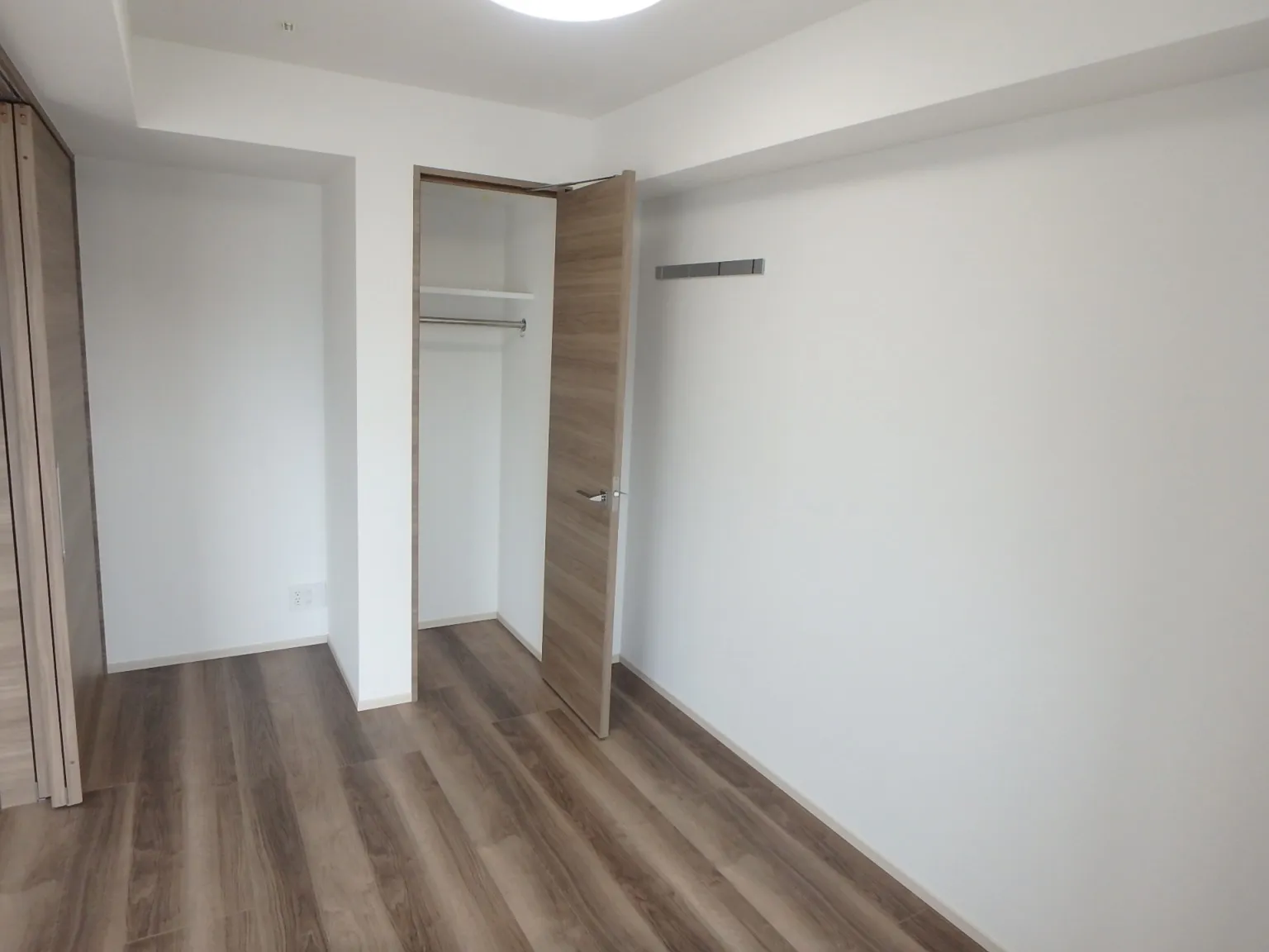 Orchid Residence Ueno - Interior - ["Flooring", "Wood", "Floor"]