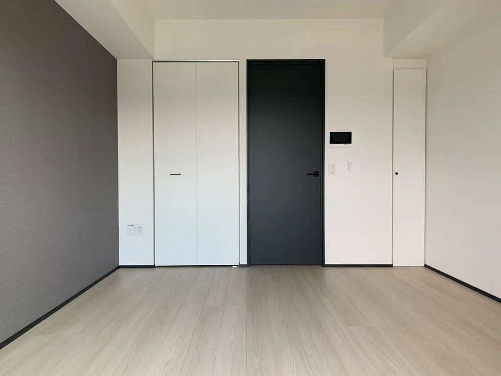 STANDZ Oshima - Interior - ["Flooring", "Floor", "Wood"]