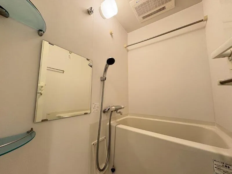 Asyl Court Nishi-Shinjuku - Interior - ["Plumbing fixture", "Flooring", "Bathroom"]