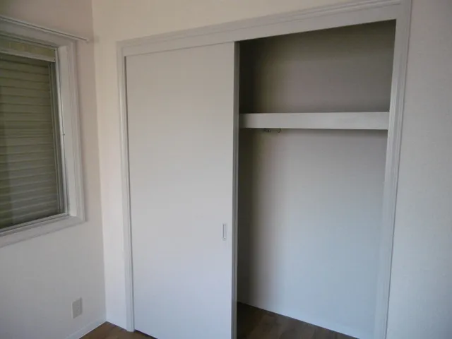 Chestnut Villa - Interior - ["Wood stain", "Hardwood", "Plywood"]