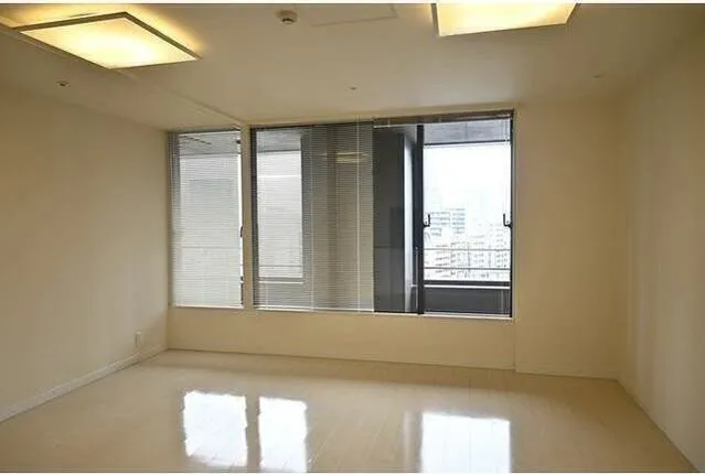 Shibuya Property Tower - Interior - ["Property", "Window", "Fixture"]