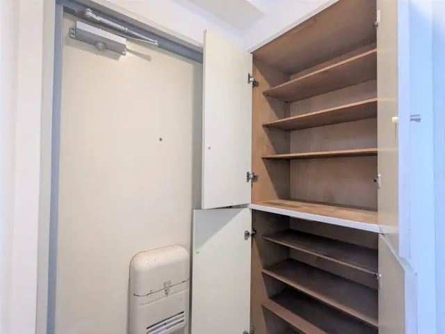 YKB Sakuradai - Interior - ["Wall", "Flooring", "Wood"]
