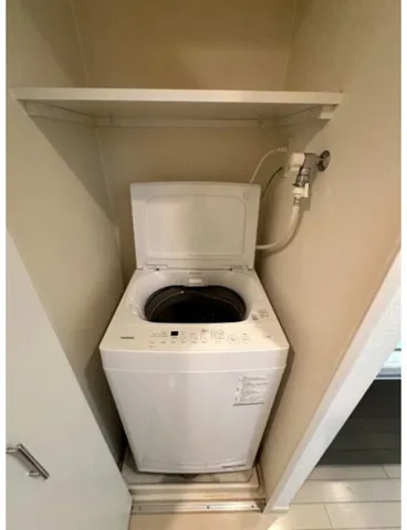 Sky Court Shinagawa Osaki - Interior - ["Washing machine", "Electronic device", "Major appliance"]