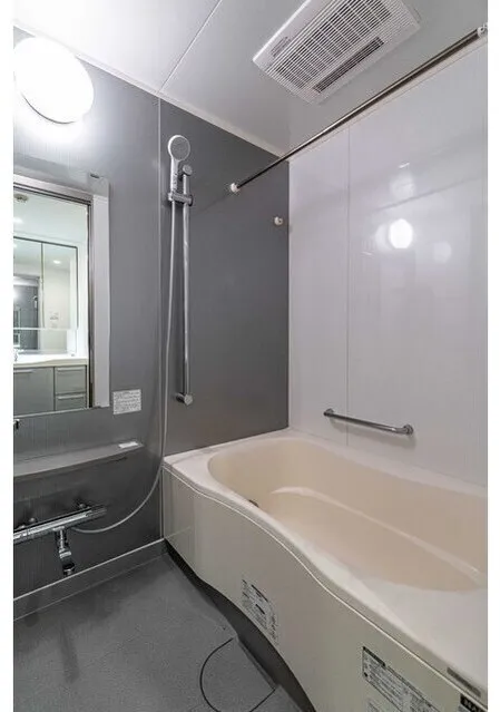 Orchid Residence Kagurazaka - Interior - ["Plumbing fixture", "Bathroom", "Flooring"]