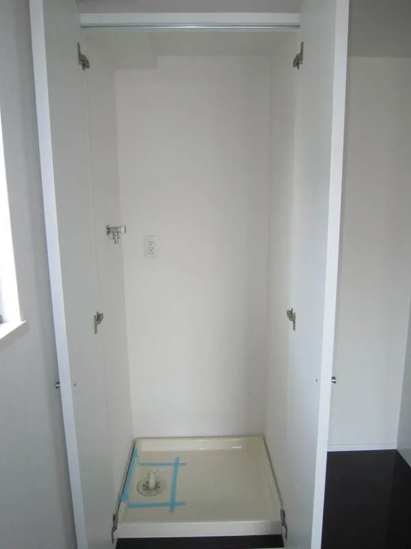 East Akihabara - Interior - ["Wood", "Flooring", "Floor"]