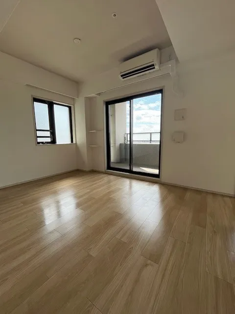 Stella Maison Sangenjaya - Interior - ["Flooring", "Floor", "Wood flooring"]