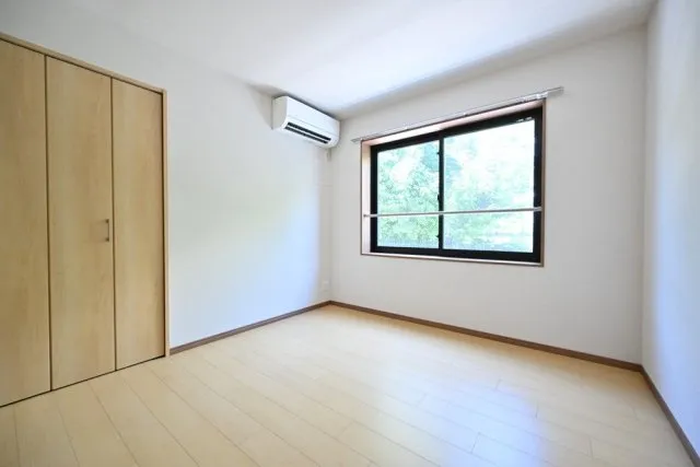 CENTRAL GARDEN RESIDENCE TOKYO - Interior - ["Wood", "Flooring", "Wood flooring"]