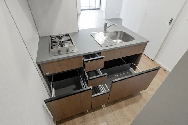 Urban Core Hatanodai - Interior - ["Wood", "Cabinetry", "Countertop"]
