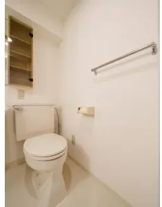 Nakazawa Court - Interior - ["Flooring", "Floor", "Plumbing fixture"]
