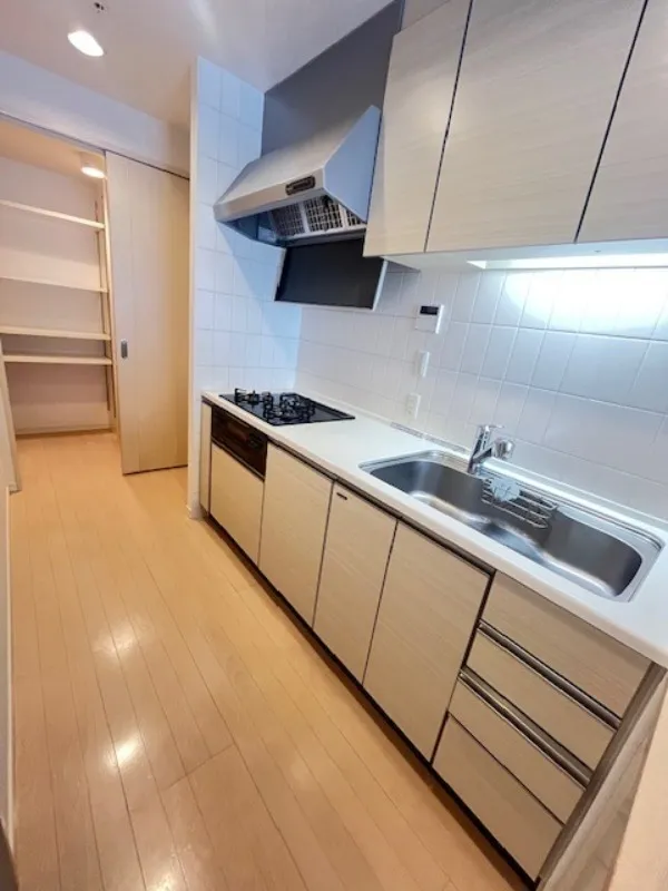 West Park Tower Ikebukuro - Interior - ["Flooring", "Floor", "Wood"]