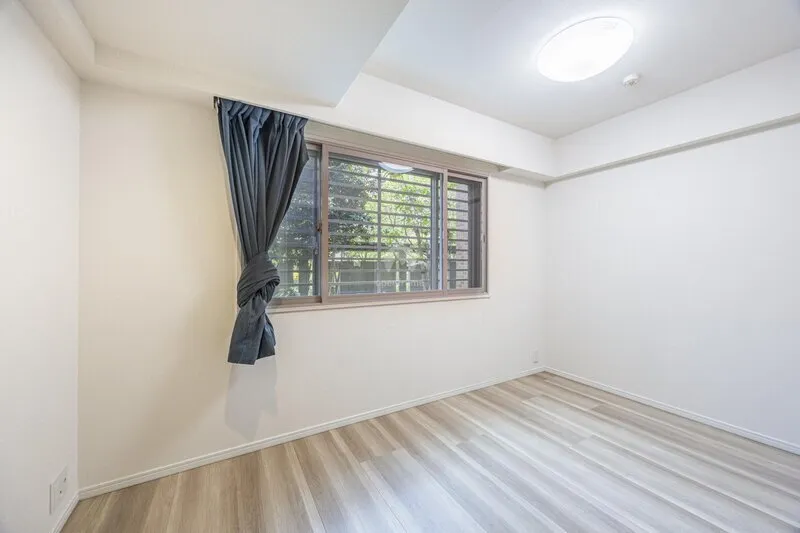 Fukasawa House - Interior - ["Wood", "Flooring", "Ceiling"]