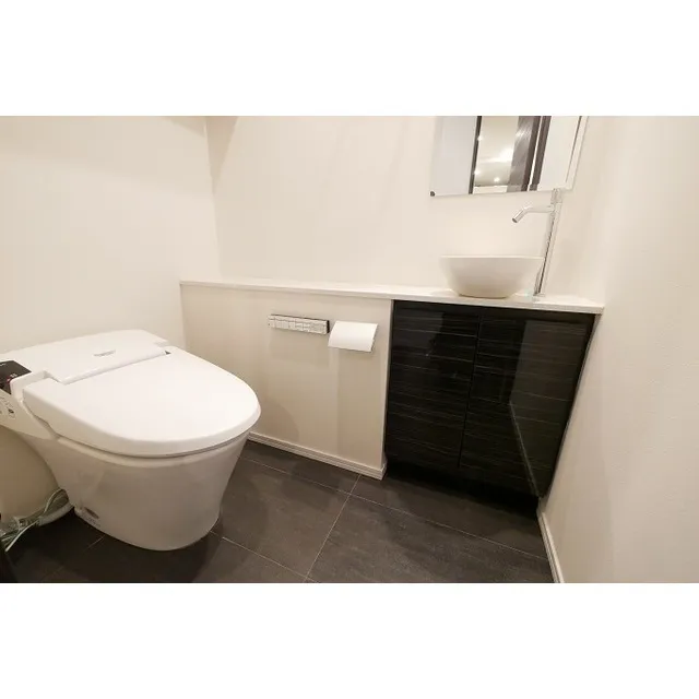 Comforia Shinjuku East Side Tower - Interior - ["Property", "Plumbing fixture", "Bathroom"]