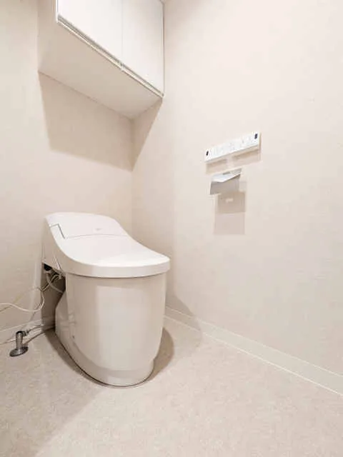Prime Bliss Morishita Studio - Interior - ["Flooring", "Toilet seat", "Floor"]