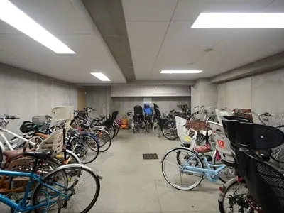 KDX Residence Hanzomon - Exterior - Bicycle Parking