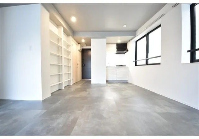 Across Avenue Minami-Nagasaki - Interior - ["Flooring", "Floor", "Wood"]