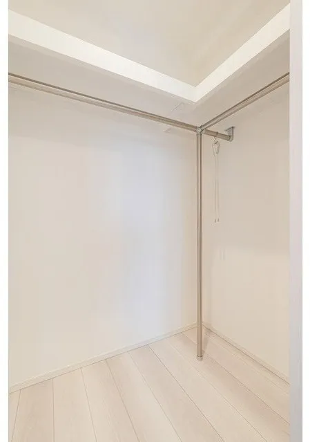 Season Flats Omorinishi - Interior - ["Wood", "Flooring", "Floor"]