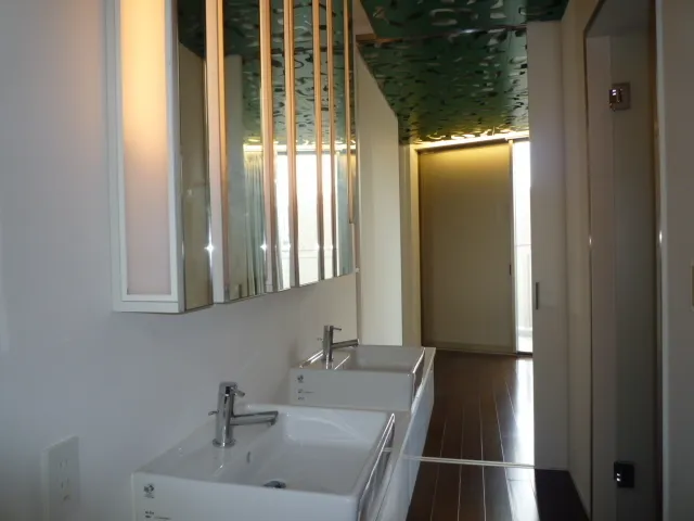 Gran Casa Minami Aoyama - Interior - ["Wall", "Bathroom Sink", "Interior design"]