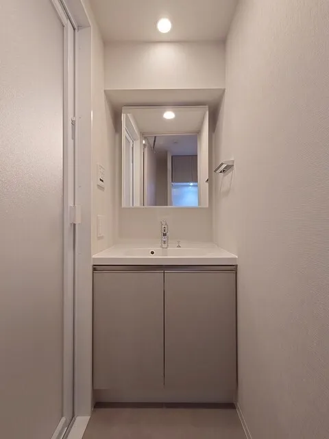 Brookside Residence Kiba - Interior - ["Flooring", "Floor", "Ceiling"]