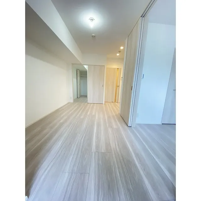 Comforia Live Kiba - Interior - ["Fixture", "Wood", "Building"]