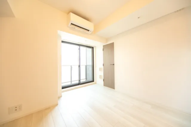 Park Axis Toranomon - Interior - ["Window", "Building", "Fixture"]