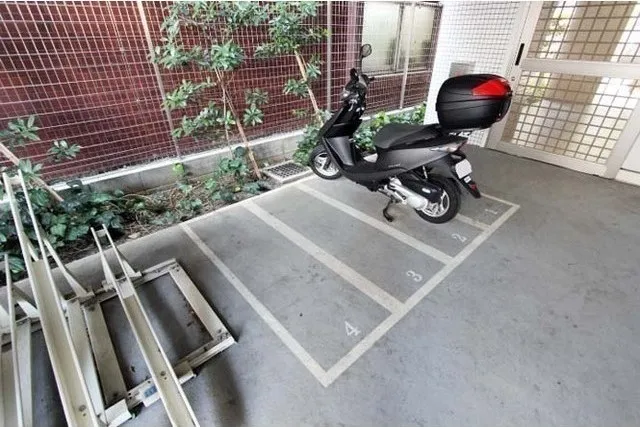 Comforia Sasazuka - Other - ["Automotive Tire", "Floor", "Automotive Wheel System"]