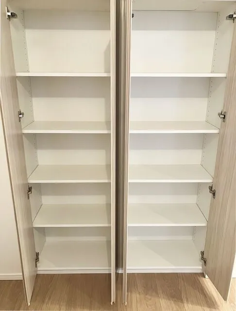 Grand City Tower Tsukishima - Interior - ["Wood", "Cupboard", "Shelving"]