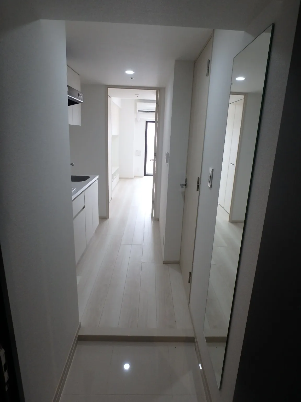 Orchid Residence Ueno - Interior - ["Flooring", "Floor", "Interior design"]