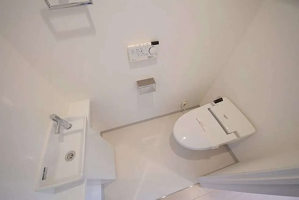 Park Cube Meguro Tower - Other - ["Building", "House", "Bathroom sink"]