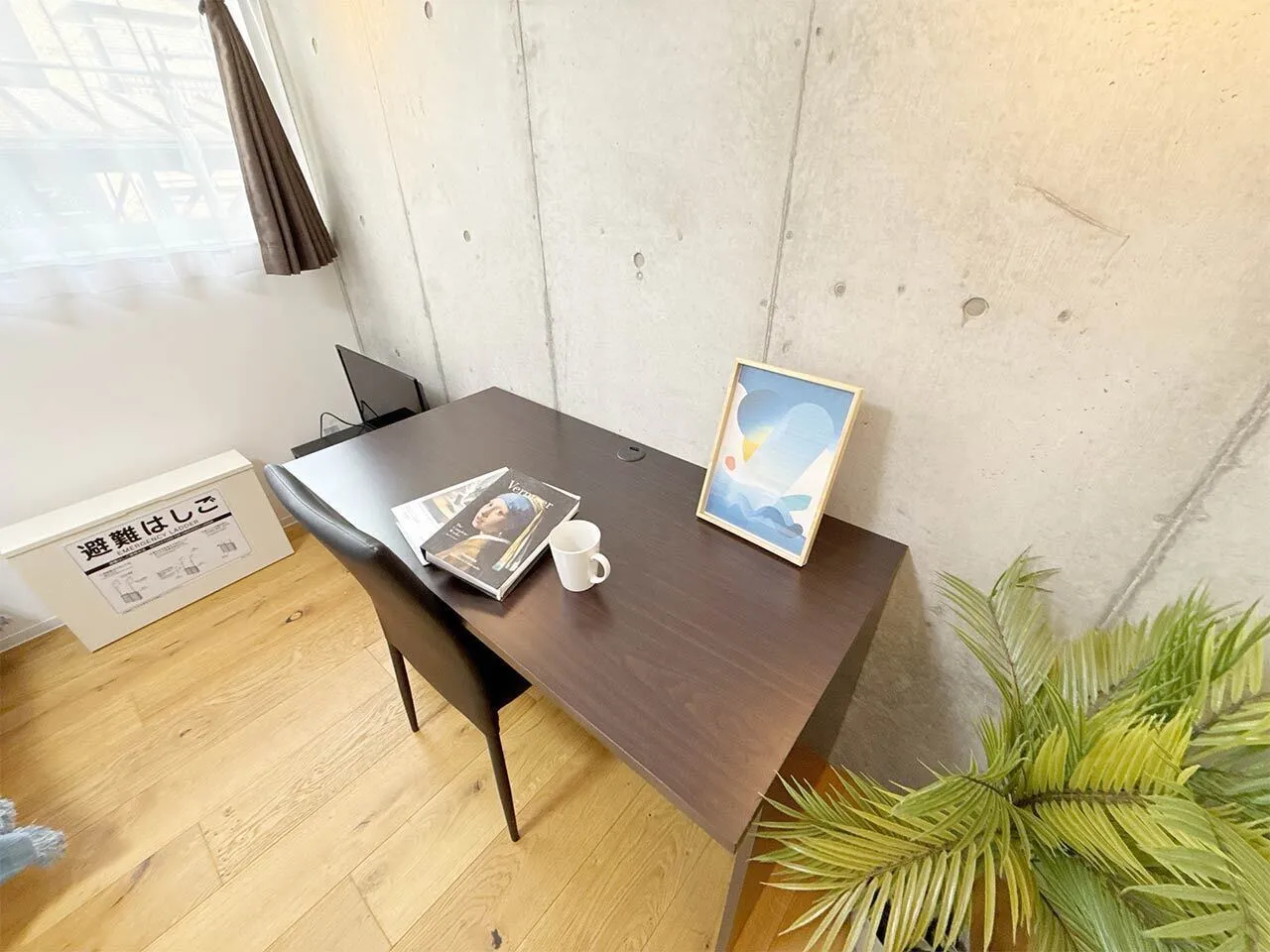 Mynavi STAY Tachiaigawa 2 - Interior - ["Furniture", "Flooring", "Wood"]
