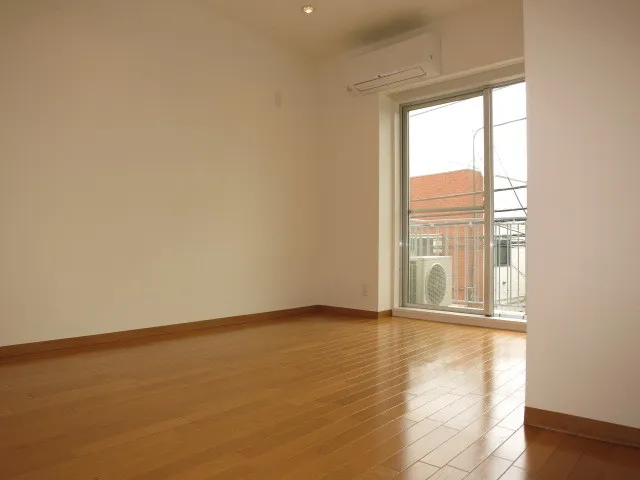 Flats Jun - Interior - ["Brown", "Building", "Fixture"]
