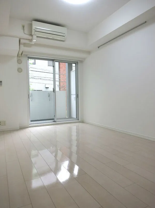 Monotono Monzen-Nakacho - Interior - ["Floor", "Tile Flooring", "Tile"]