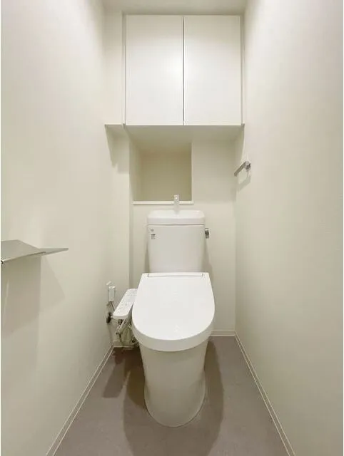 Asyl Court Nerima Nakamurabashi - Interior - ["Toilet seat", "Toilet", "Plumbing fixture"]
