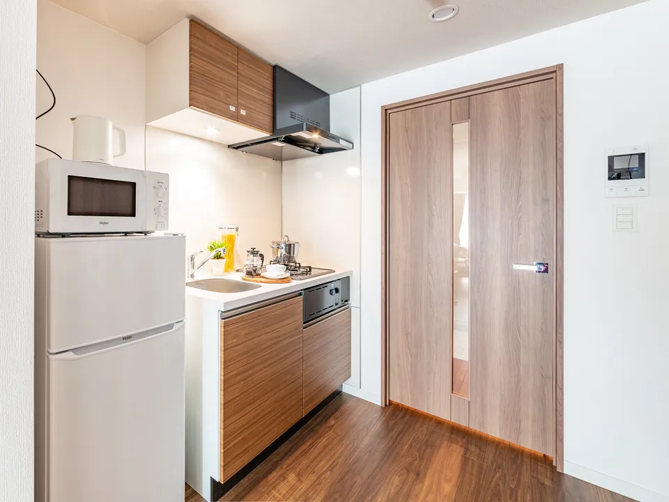 Hmlet Higashi-Shinjuku - Interior - ["Interior design", "Flooring", "Apartment"]
