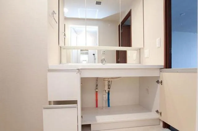 The Tokyo Towers Midtower - Interior - ["Property", "Room", "Furniture"]