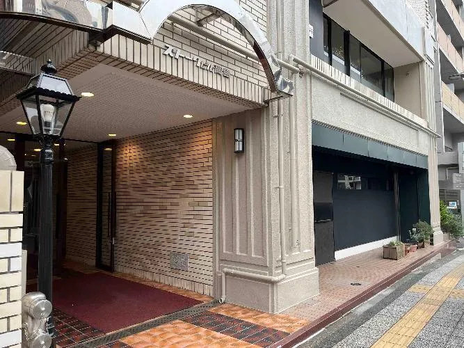 Stoke Building Takashima Room 201
