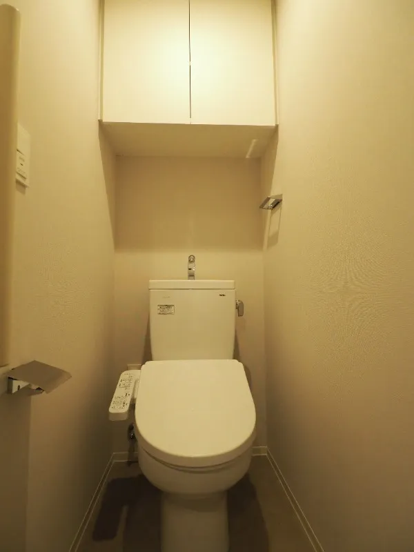 Urbanex Shin-Okachimachi Station - Interior - ["Toilet seat", "Flooring", "Plumbing fixture"]