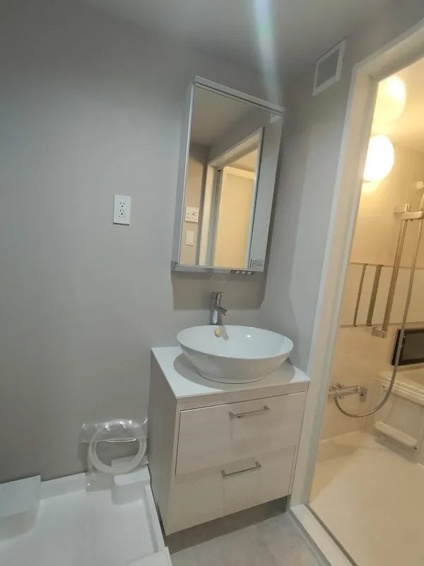 ALATO Kikugawa - Interior - ["Bathroom Sink", "Wall", "Plumbing fixture"]