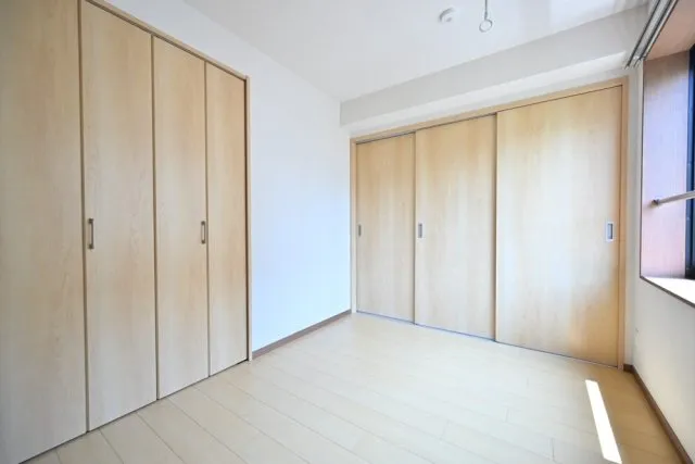 CENTRAL GARDEN RESIDENCE TOKYO - Interior - ["Flooring", "Wood", "Wood flooring"]