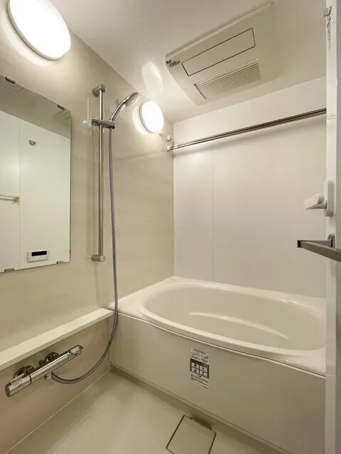 Royal Parks Ariake - Interior - ["Flooring", "Plumbing fixture", "Interior design"]