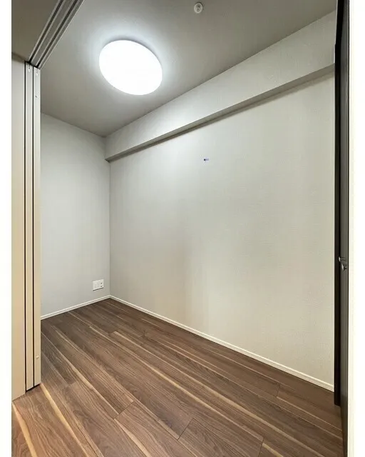 Comforia Liv Kayabacho - Interior - ["Flooring", "Floor", "Ceiling"]