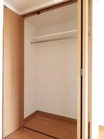 Ronsley West - Interior - ["Wood", "Flooring", "Hardwood"]