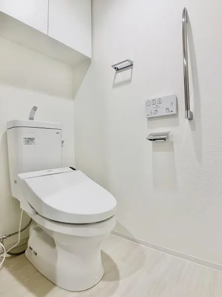 Brillia Tower Hamarikyu - Interior - ["Toilet seat", "Plumbing fixture", "Toilet"]