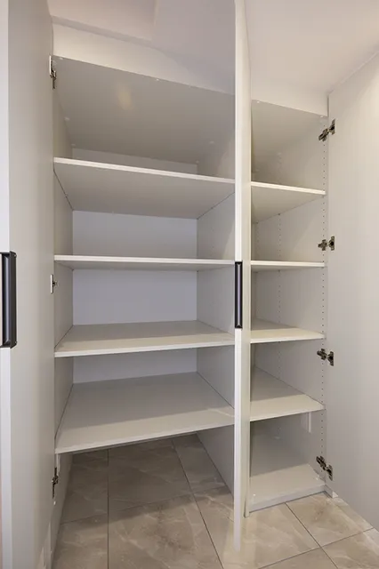 Park Homes Bunkyo Hakusan Hill Terrace - Interior - ["Wood", "Shelving", "Shelf"]