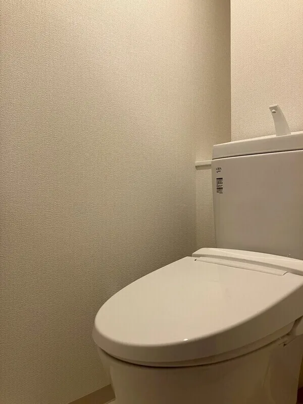 Ethid Ichigaya Yakuoji - Interior - ["Toilet seat", "Toilet", "Plumbing fixture"]