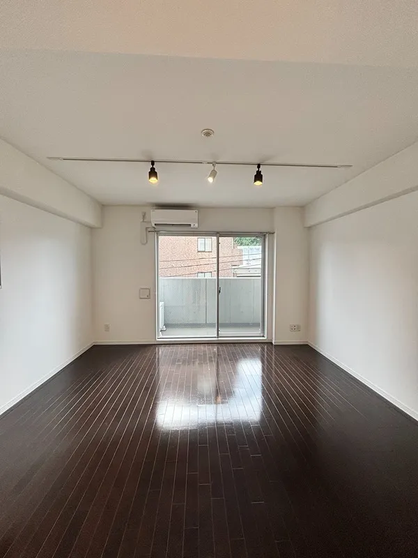 LA Tierra Bunkyo Otowa - Interior - *Photo is a copy of room 404.