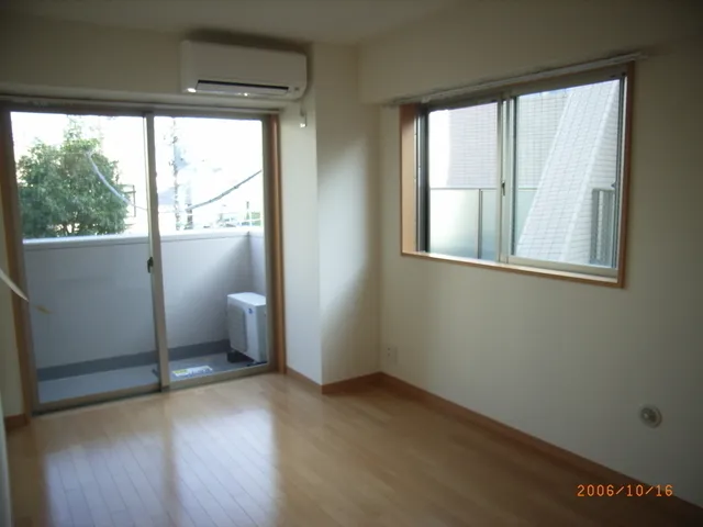 Fine Crest Kamimeguro - Interior - ["Flooring", "Wood", "Floor"]