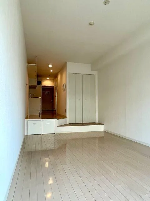 Residia Ueno Okachimachi - Interior - ["Fixture", "Building", "Wood"]